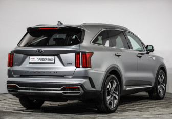 Подержанный автомобиль Kia Sorento 2020 года (5 фото)