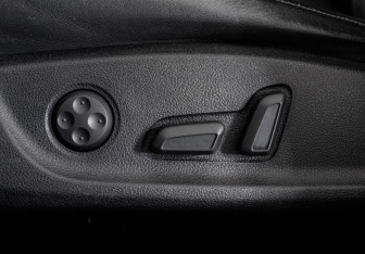 Подержанный автомобиль Audi A6 allroad 2013 года (26 фото)