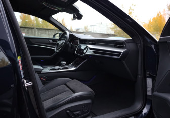 Подержанный автомобиль Audi A6 Sedan 2018 года (26 фото)