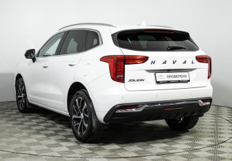 Подержанный автомобиль Haval Jolion 2023 года (7 фото)