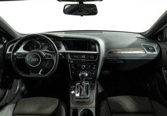 Подержанный автомобиль Audi A4 allroad 2015 года (13 фото)