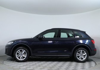 Подержанный автомобиль Audi Q5 2019 года (9 фото)
