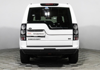 Подержанный автомобиль Land Rover Discovery 2014 года (6 фото)