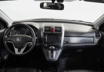 Подержанный автомобиль Honda CR-V 2007 года (9 фото)