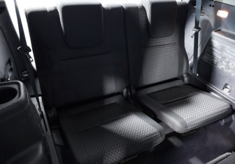 Подержанный автомобиль Toyota Corolla Verso 2007 года (24 фото)