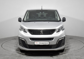 Подержанный автомобиль Peugeot Traveller 2018 года (2 фото)