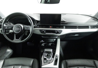 Подержанный автомобиль Audi A5 Coupe 2020 года (13 фото)