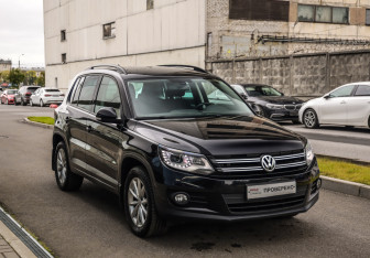 Подержанный автомобиль Volkswagen Tiguan 2016 года (5 фото)