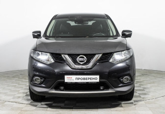 Подержанный автомобиль Nissan X-Trail 2017 года (2 фото)