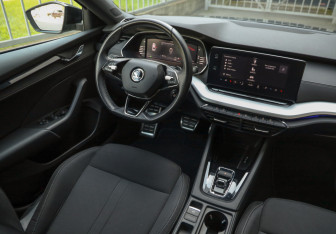 Подержанный автомобиль Skoda Octavia Liftback 2021 года (11 фото)