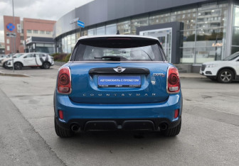 Подержанный автомобиль MINI Countryman 2017 года (5 фото)