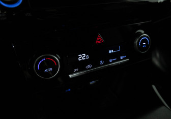 Подержанный автомобиль Hyundai Creta 2022 года (16 фото)