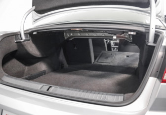 Подержанный автомобиль Volkswagen Passat Sedan 2015 года (29 фото)