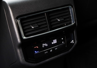 Подержанный автомобиль Volkswagen Teramont 2021 года (24 фото)