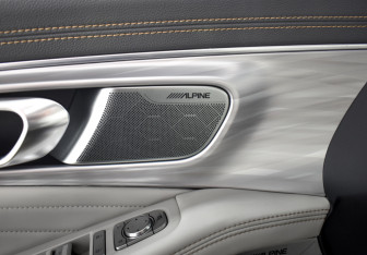 Подержанный автомобиль GAC GS8 2023 года (18 фото)