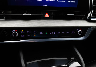 Подержанный автомобиль Kia Sportage 2022 года (17 фото)