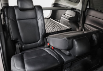 Подержанный автомобиль Mitsubishi Outlander 2020 года (27 фото)