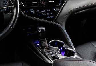 Подержанный автомобиль Toyota Camry Sedan 2021 года (14 фото)