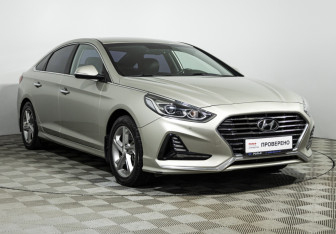 Подержанный автомобиль Hyundai Sonata 2017 года (3 фото)