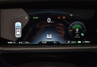 Подержанный автомобиль Voyah Free 2023 года (22 фото)