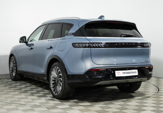 Подержанный автомобиль Voyah Free 2023 года (7 фото)