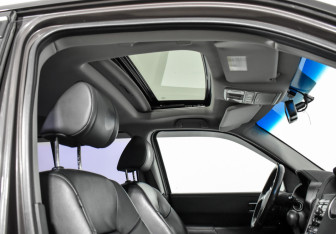 Подержанный автомобиль Honda Pilot 2013 года (18 фото)