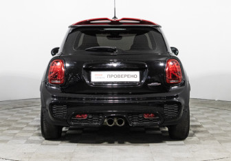 Подержанный автомобиль MINI Hatch 2020 года (6 фото)