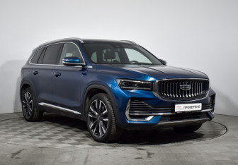 Подержанный автомобиль Geely Monjaro 2021 года (3 фото)