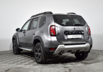 Подержанный автомобиль Renault Duster 2019 года (7 фото)