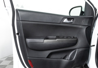 Подержанный автомобиль Kia Sportage 2021 года (23 фото)