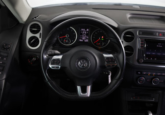 Подержанный автомобиль Volkswagen Tiguan 2016 года (9 фото)