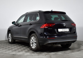 Подержанный автомобиль Volkswagen Tiguan 2018 года (7 фото)
