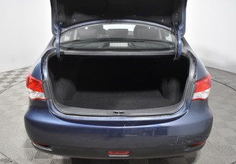 Подержанный автомобиль Nissan Almera Sedan 2014 года (18 фото)