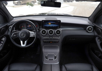 Подержанный автомобиль Mercedes-Benz GLC Coupe 2020 года (11 фото)