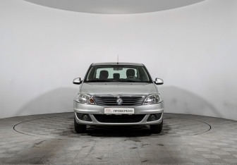Подержанный автомобиль Renault Logan Sedan 2013 года (2 фото)