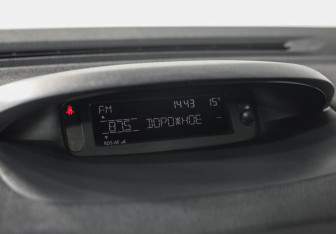 Подержанный автомобиль Renault Fluence 2010 года (13 фото)