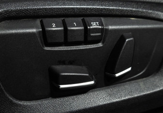 Подержанный автомобиль BMW X5 2017 года (18 фото)