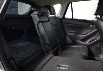 Подержанный автомобиль Mazda CX-5 2012 года (14 фото)