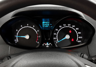 Подержанный автомобиль Ford EcoSport 2018 года (17 фото)