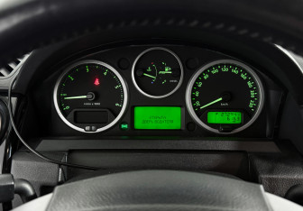 Подержанный автомобиль Land Rover Discovery 2008 года (18 фото)