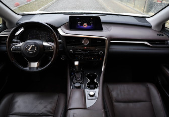 Подержанный автомобиль Lexus RX 2016 года (7 фото)
