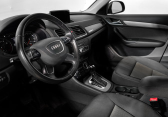 Подержанный автомобиль Audi Q3 2013 года (9 фото)