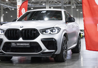 Подержанный автомобиль BMW X6 M 2020 года (4 фото)
