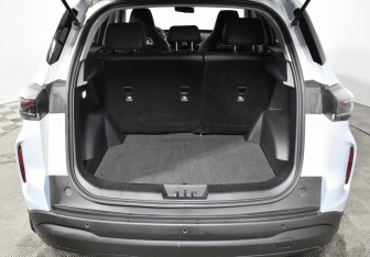 Подержанный автомобиль Chery Tiggo 4 2025 года (18 фото)