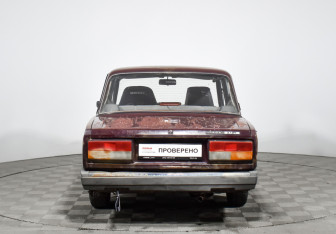Подержанный автомобиль LADA (ВАЗ) 2107 2007 года (6 фото)