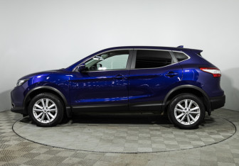 Подержанный автомобиль Nissan Qashqai 2018 года (8 фото)