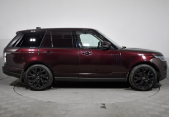 Подержанный автомобиль Land Rover Range Rover 2018 года (4 фото)