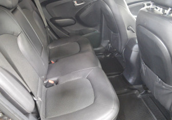 Подержанный автомобиль Hyundai ix35 2013 года (12 фото)