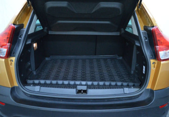 Подержанный автомобиль LADA (ВАЗ) XRAY 2019 года (16 фото)