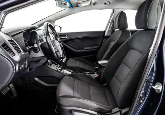 Подержанный автомобиль Kia Cerato Sedan 2018 года (17 фото)